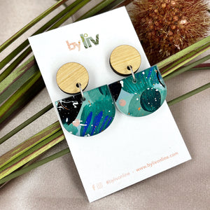 Cool & Calm - Scallop Dangle Earrings